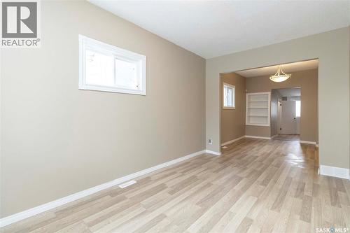 325 S Avenue S, Saskatoon, SK - Indoor Photo Showing Other Room