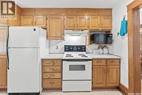 1018 Aird Street, Saskatoon, SK - Indoor Photo Showing Kitchen