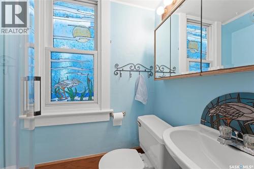 1018 Aird Street, Saskatoon, SK - Indoor Photo Showing Bathroom