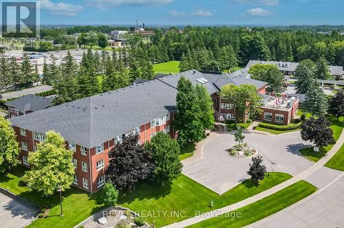 309 - 4 HERITAGE WAY  Kawartha Lakes (Lindsay), ON K9V 5Z2