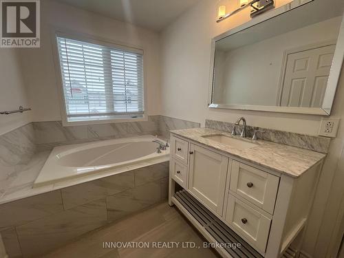 16 Santa Cruz Private, Ottawa, ON - Indoor Photo Showing Bathroom