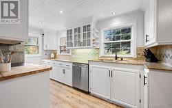 Bright Kitchen - 