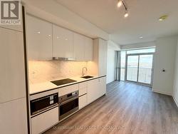 2805 - 8 INTERCHANGE WY WAY  Vaughan, ON L4K 5Z7