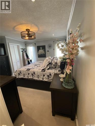 734 Wollaston Court, Saskatoon, SK - Indoor