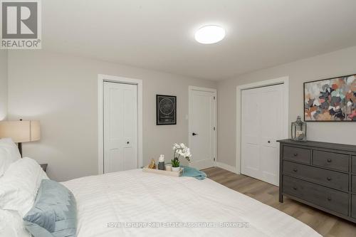 51 Delmar Drive, Hamilton, ON - Indoor Photo Showing Bedroom