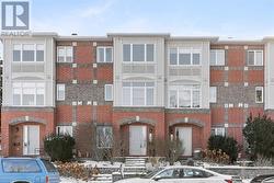 180 CLEARVIEW AVENUE  Ottawa, ON K1Z 1B8