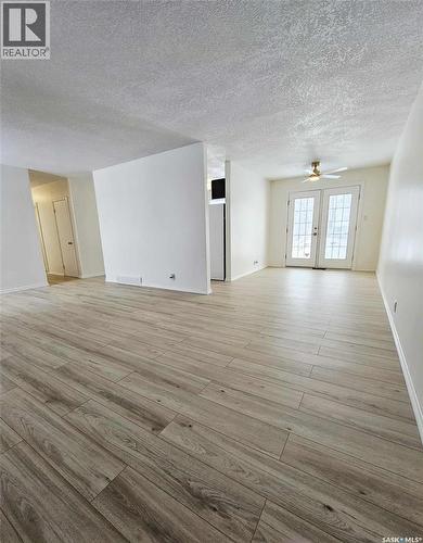 4 Railway Avenue, Yarbo, SK - Indoor Photo Showing Other Room