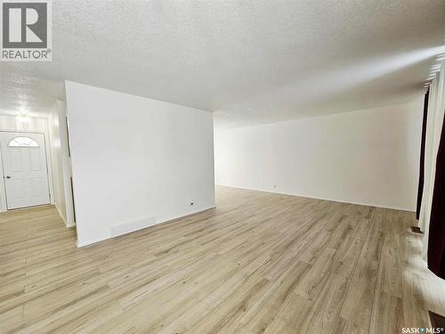 4 Railway Avenue, Yarbo, SK - Indoor Photo Showing Other Room