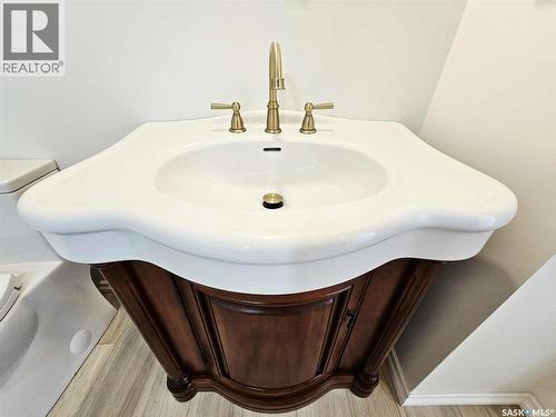 4 Railway Avenue, Yarbo, SK - Indoor Photo Showing Bathroom