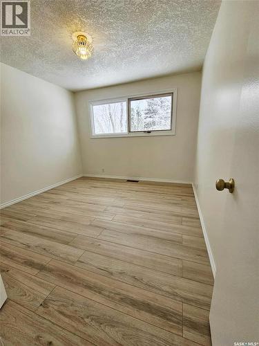 4 Railway Avenue, Yarbo, SK - Indoor Photo Showing Other Room