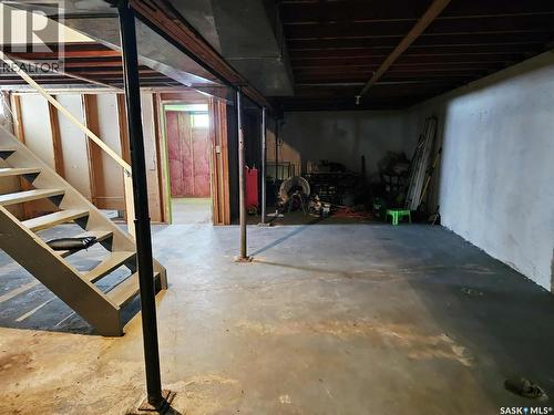 4 Railway Avenue, Yarbo, SK - Indoor
