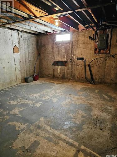 4 Railway Avenue, Yarbo, SK - Indoor Photo Showing Basement