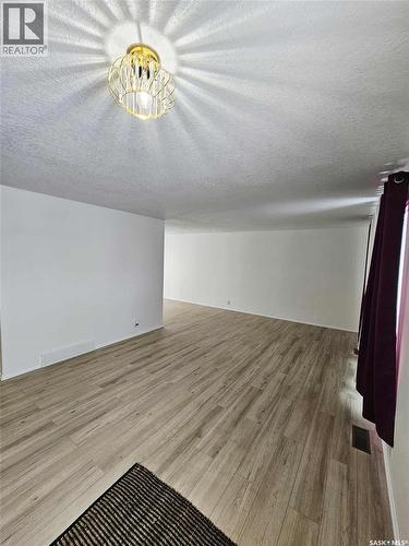 4 Railway Avenue, Yarbo, SK - Indoor Photo Showing Other Room