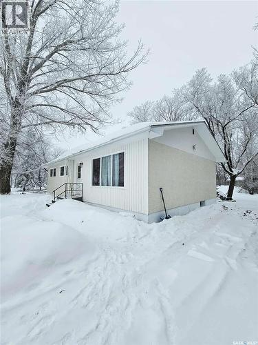 4 Railway Avenue, Yarbo, SK - Outdoor