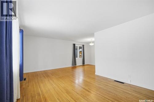 2126 William Avenue, Saskatoon, SK - Indoor Photo Showing Other Room