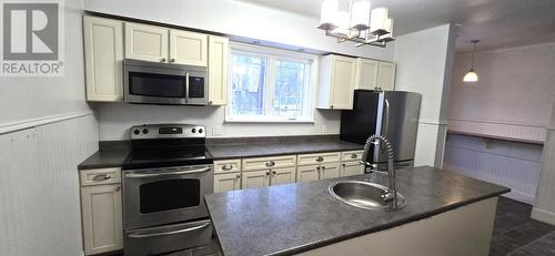 77 West Valley Road, Corner Brook, NL - Indoor Photo Showing Kitchen