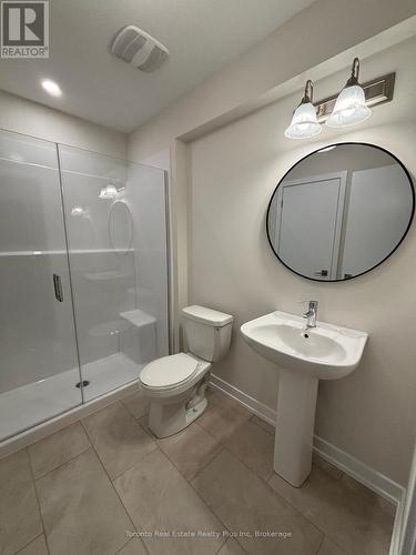 1341 Kaniv Street, Oakville, ON - Indoor Photo Showing Bathroom