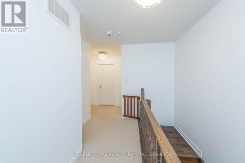 99 Huguenot Road, Oakville, ON - Indoor Photo Showing Other Room