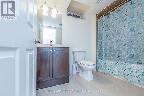 99 Huguenot Road, Oakville, ON - Indoor Photo Showing Bathroom