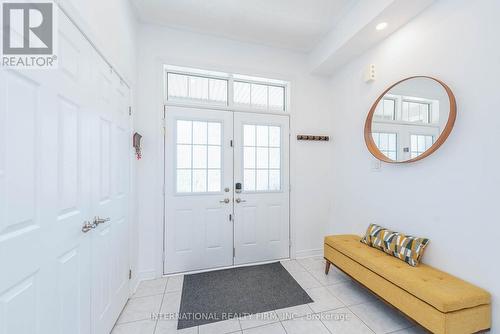 99 Huguenot Road, Oakville, ON - Indoor Photo Showing Other Room