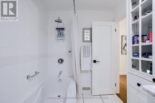 12 Wesley Avenue, Mississauga, ON - Indoor