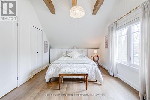 12 Wesley Avenue, Mississauga, ON - Indoor Photo Showing Bedroom
