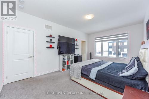 66 Minnock Street, Caledon, ON - Indoor Photo Showing Bedroom
