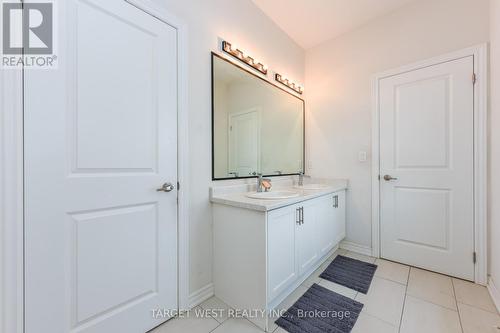 66 Minnock Street, Caledon, ON - Indoor Photo Showing Other Room