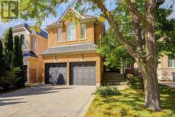 3041 CAULFIELD CRESCENT  Mississauga, ON L5M 6J7