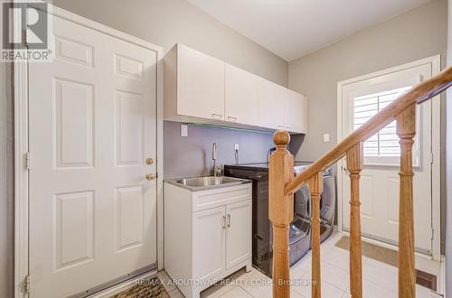 3041 Caulfield Crescent, Mississauga, ON - Indoor Photo Showing Other Room