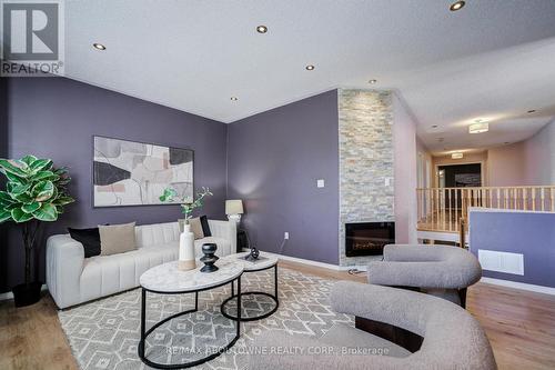 3041 Caulfield Crescent, Mississauga, ON - Indoor Photo Showing Living Room With Fireplace