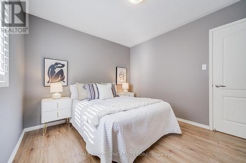 3041 Caulfield Crescent, Mississauga, ON - Indoor Photo Showing Bedroom
