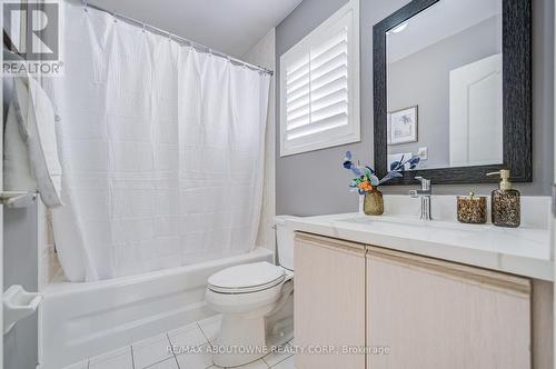 3041 Caulfield Crescent, Mississauga, ON - Indoor Photo Showing Bathroom
