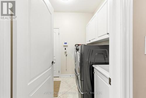 17 Borland Crescent, Caledon (Caledon East), ON - Indoor Photo Showing Laundry Room