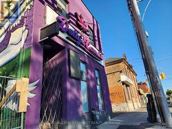 1105 BATHURST STREET  Toronto, ON M5R 3H1