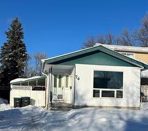 76 Regent Crescent  Brandon, MB R7B 2W9