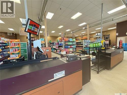 112 100 1St Avenue W, Assiniboia, SK 