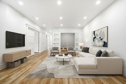 Salon - 4711 Rue Adam, Montréal (Mercier/Hochelaga-Maisonneuve), QC - Indoor Photo Showing Living Room