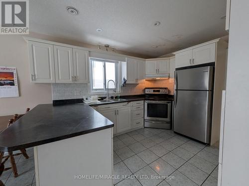 352 Bankside Drive, Kitchener, ON - Indoor Photo Showing Kitchen