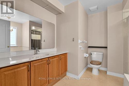 Ensuite bathroom - 49 Sai Crescent, Ottawa, ON - Indoor Photo Showing Bathroom