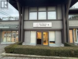 6650 ROYAL AVENUE  West Vancouver, BC V7W 2B9