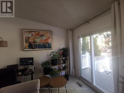 976 Raintree Lane, Mississauga, ON - Indoor