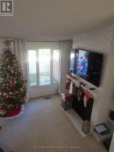 976 Raintree Lane, Mississauga, ON - Indoor