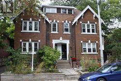 #2 (2ND FLOOR) - 8 AVION AVENUE  Toronto, ON M4E 1C3