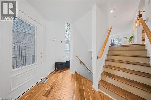 11 Renner Drive, Cambridge, ON - Indoor Photo Showing Other Room