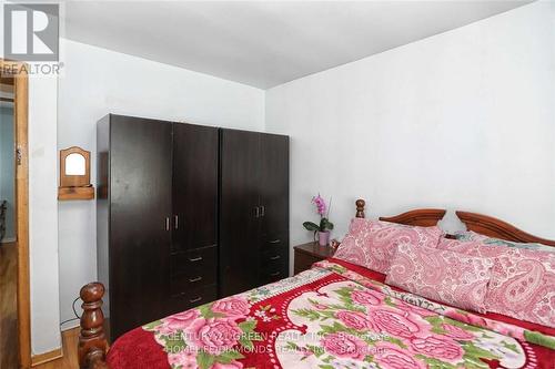 35 York Street, Mississauga, ON - Indoor Photo Showing Bedroom