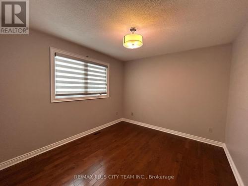 506 Dicenzo Drive, Hamilton, ON - Indoor Photo Showing Other Room