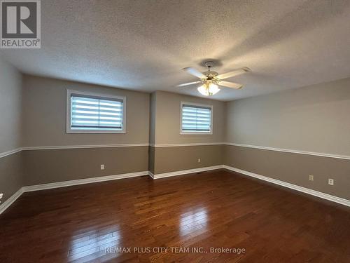 506 Dicenzo Drive, Hamilton, ON - Indoor Photo Showing Other Room