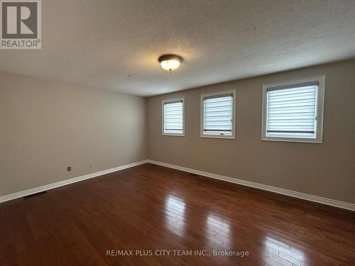 506 Dicenzo Drive, Hamilton, ON - Indoor Photo Showing Other Room