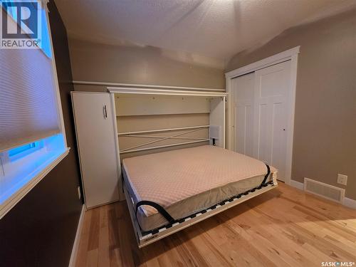 930 North Street, Swift Current, SK - Indoor